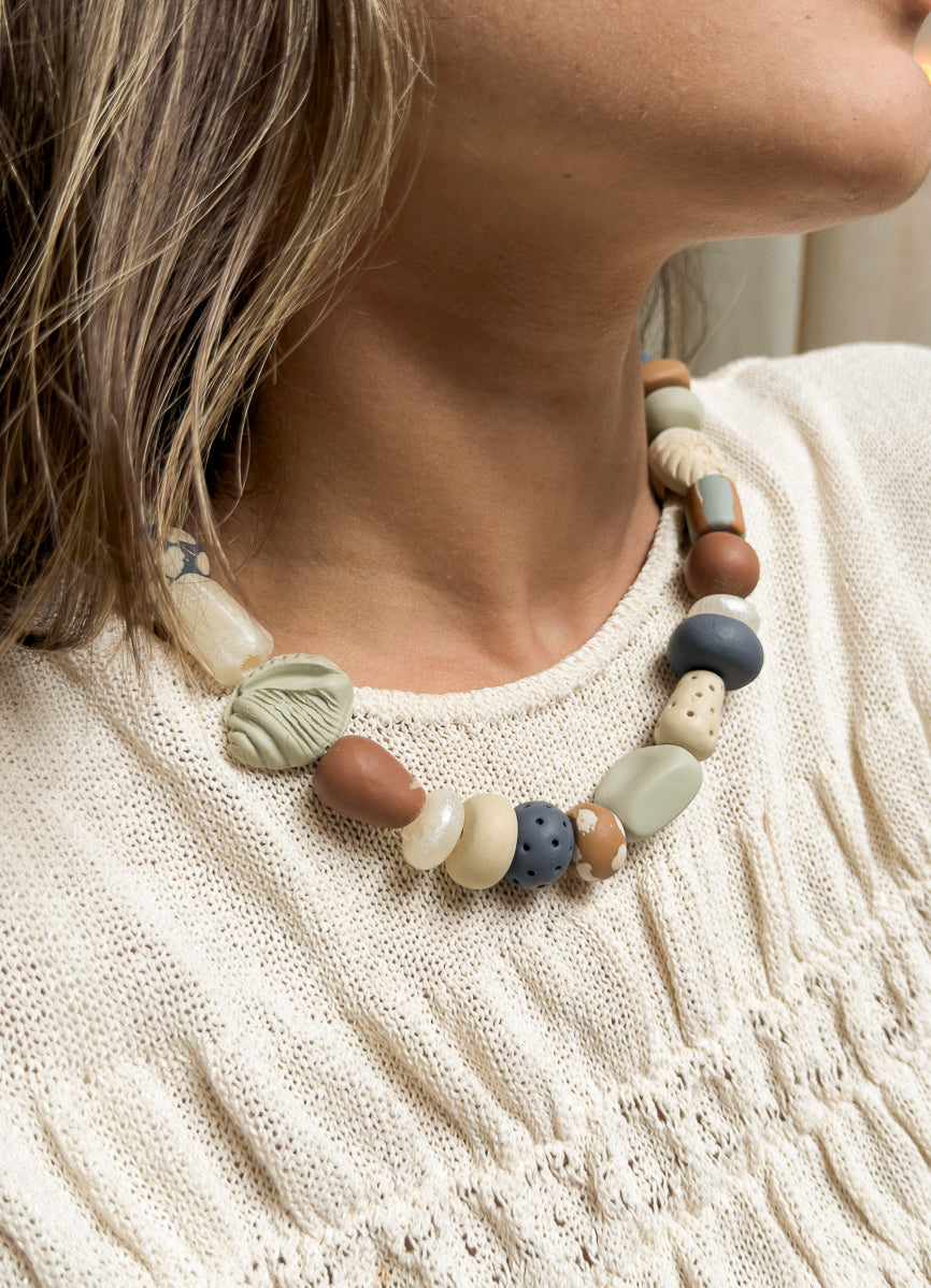 COLLARES