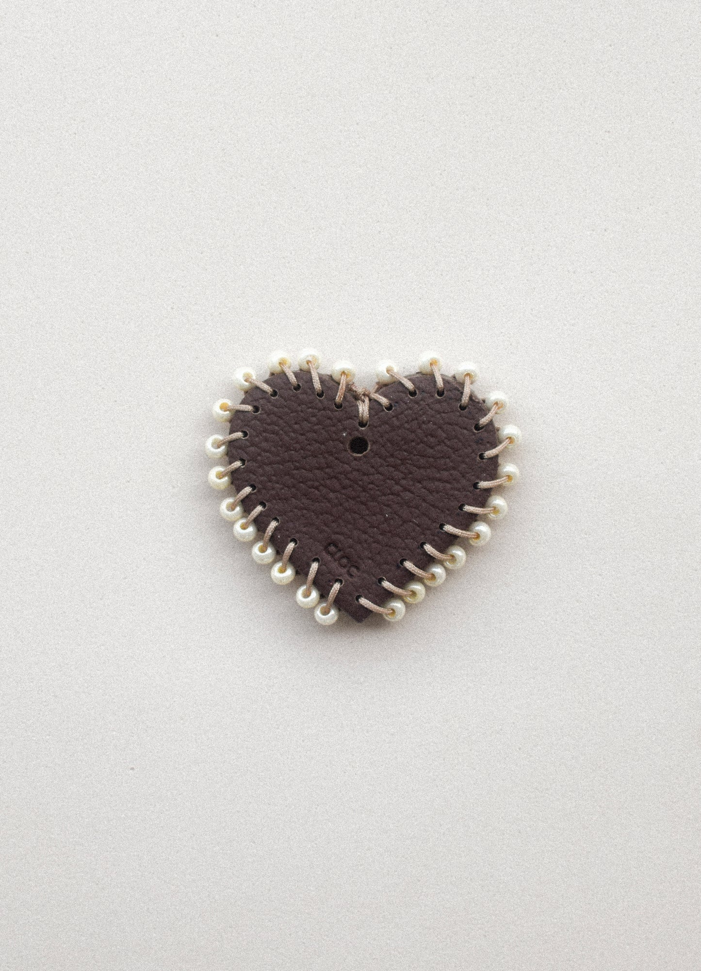 CORAZÓN BORDADO