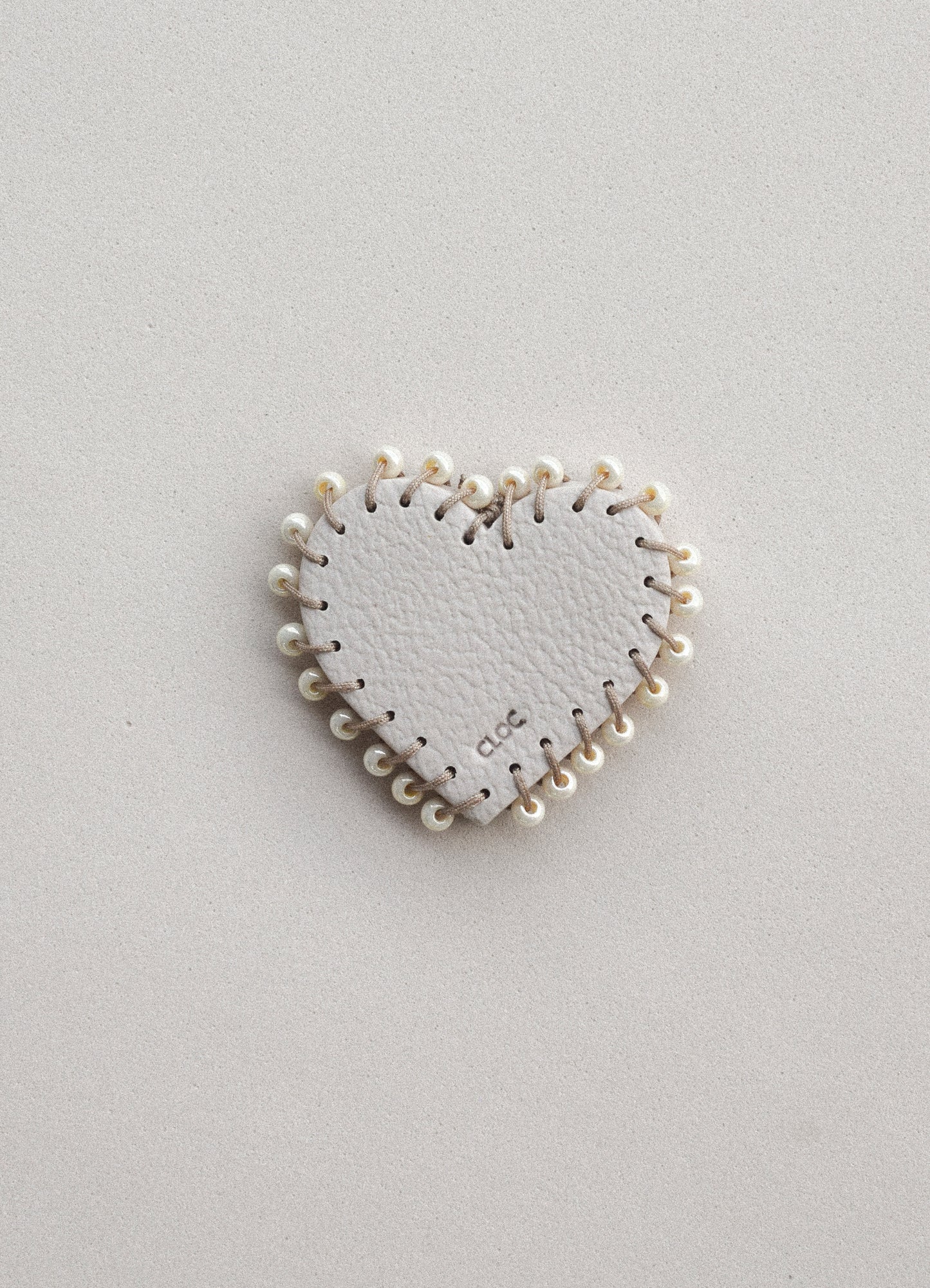 CORAZÓN BORDADO